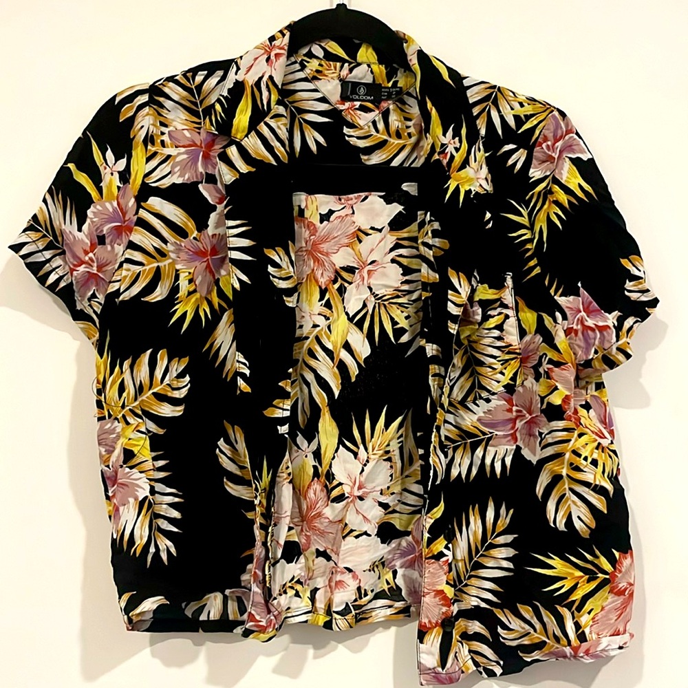 Volcom Hawaiian shirt